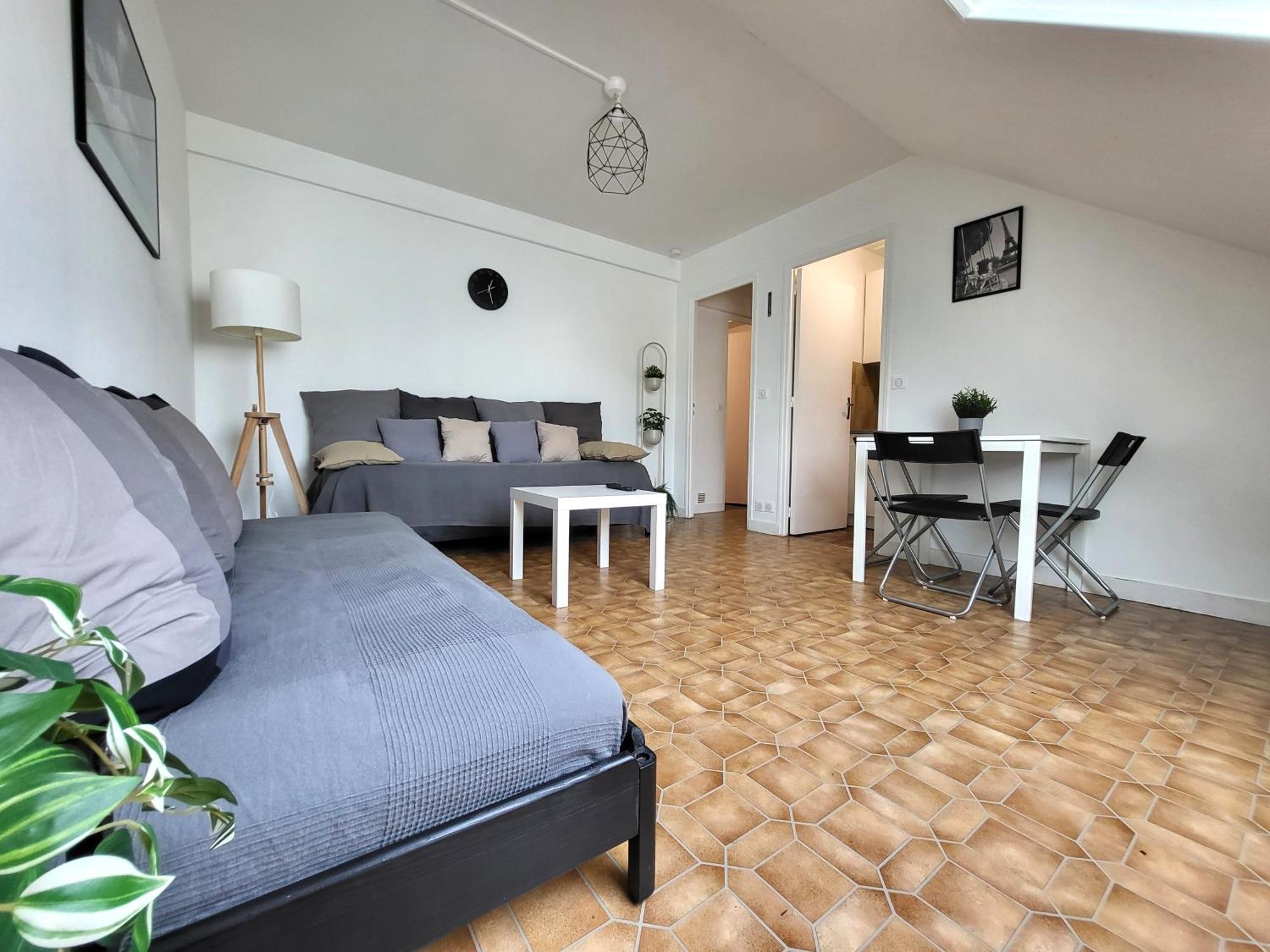 St-Quentin-En-Yvelines Plusieurs Appartements Avec Parking Trappes Exterior foto