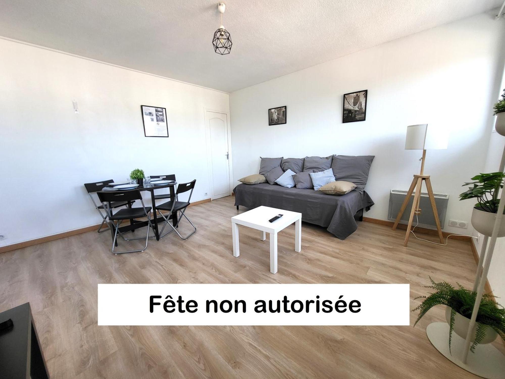 St-Quentin-En-Yvelines Plusieurs Appartements Avec Parking Trappes Zimmer foto